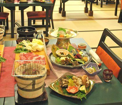 スタッフ同士助け合いながら楽しく働いています♪