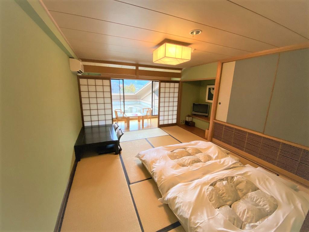 単身用・世帯用共に寮完備！