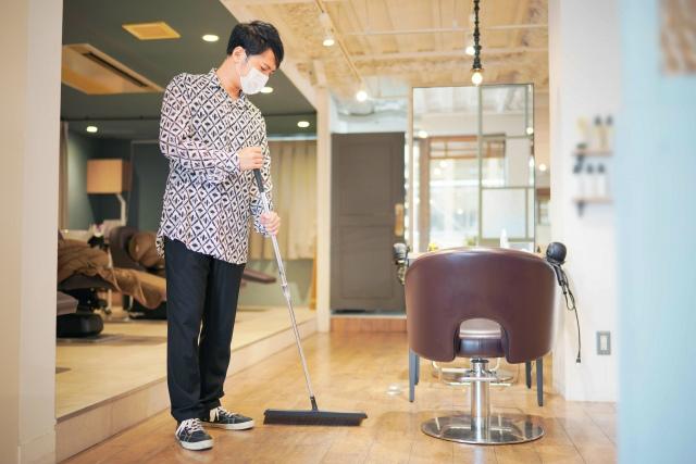 店内は、南国風テイストのデザイン・装飾を施しています。