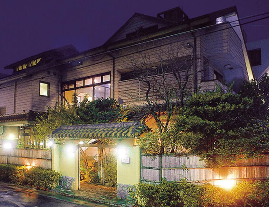 創業41年の老舗の四つ竹です。