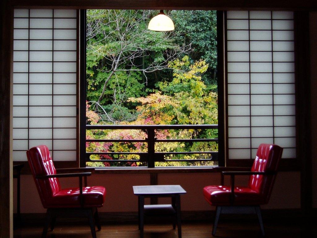 スタッフ同士みんな仲良く働いています♪