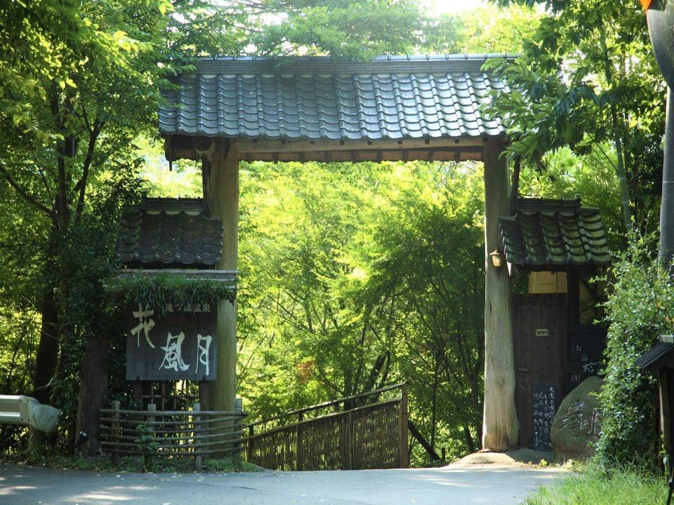 お客様に喜んで頂けるやりがいのあるお仕事です。
