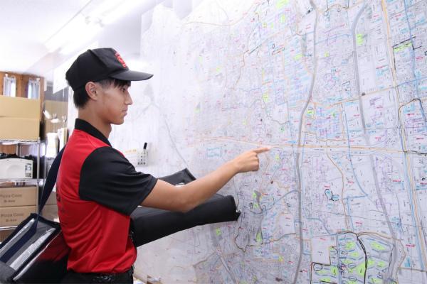 バイクの乗り方から道案内まで丁寧に教えるので安心！