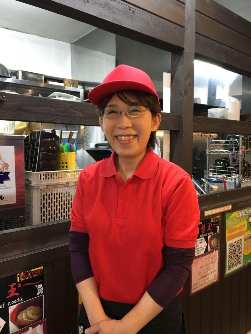 幅広い年齢層のスタッフが頑張っています。