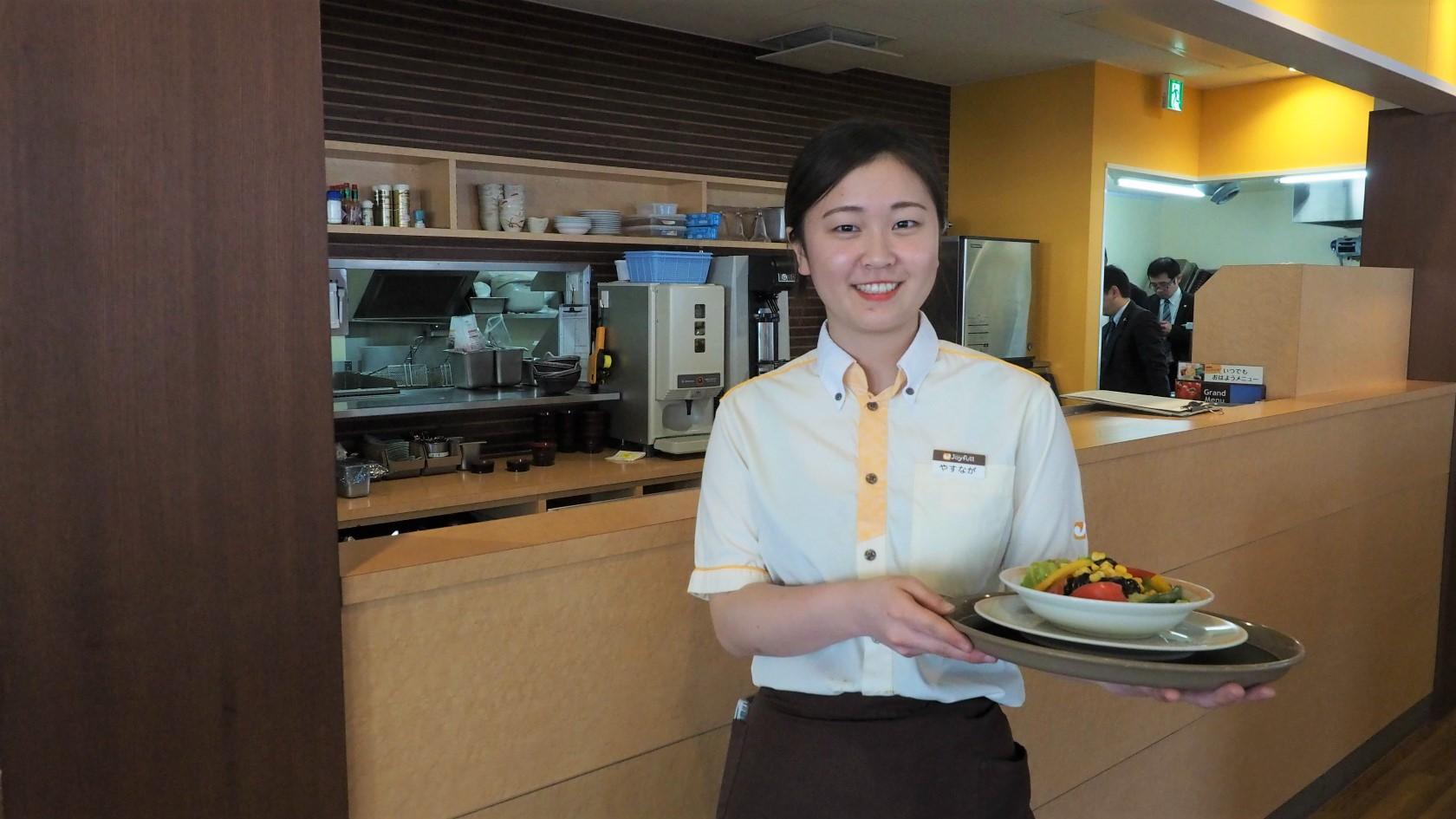 女性が多く明るい職場です。