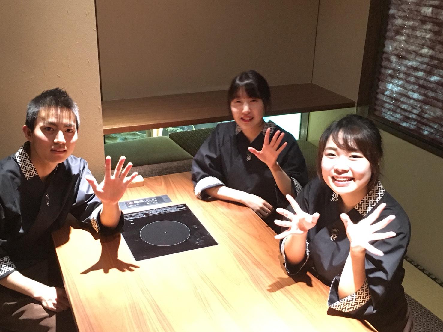 コミュニケーションを取りながら楽しく働いています
