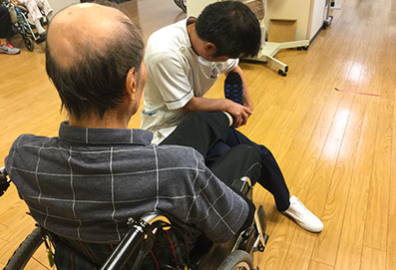 未経験者の方もご安心ください！一から丁寧にお教えします