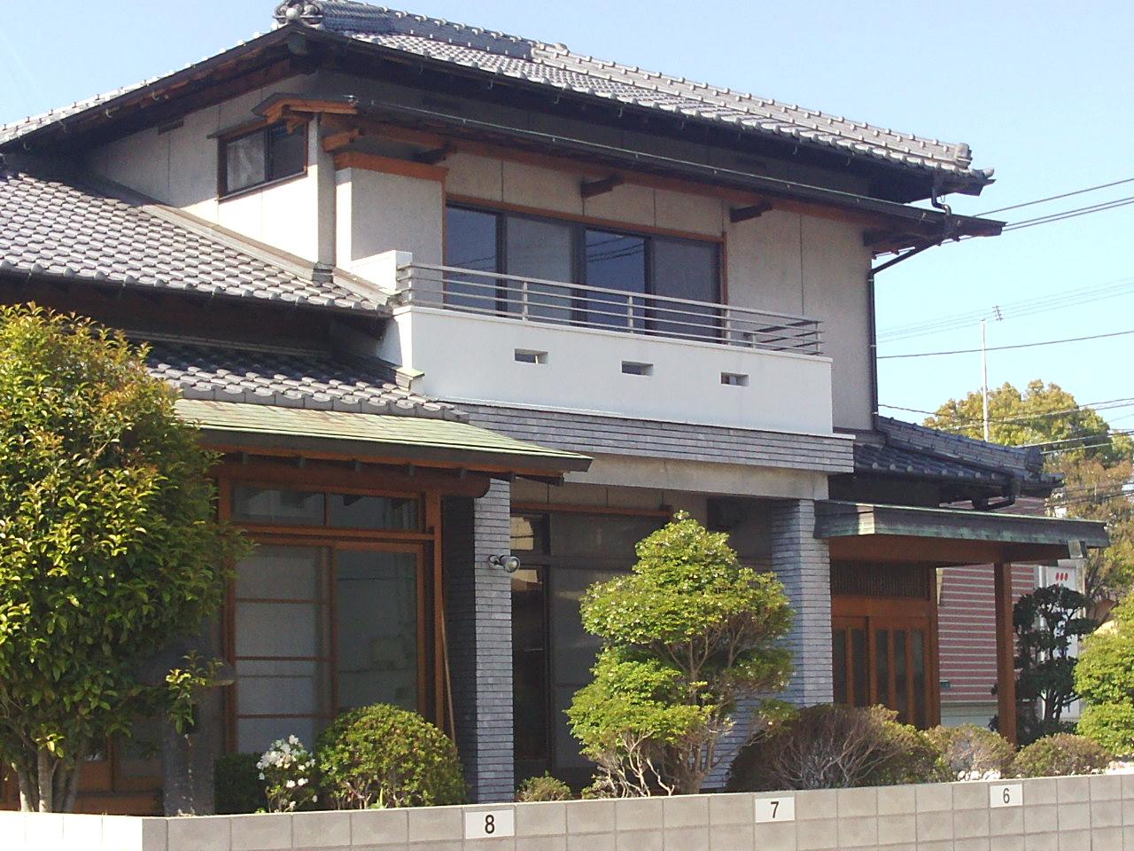 希望の家の外観です。大きめの民家で行っています！